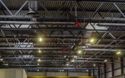 Iluminação LED em Indústrias: Como unir eficiência energética à segurança máxima